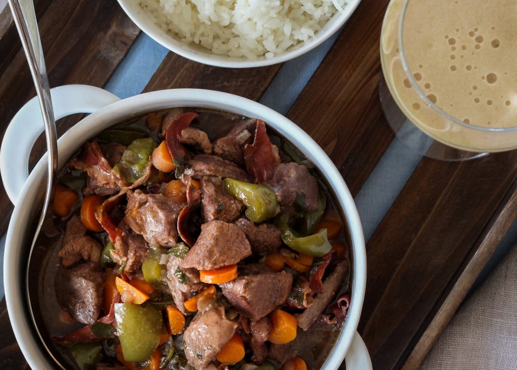 Mijoté  de Canard à la Bière et aux Oignons